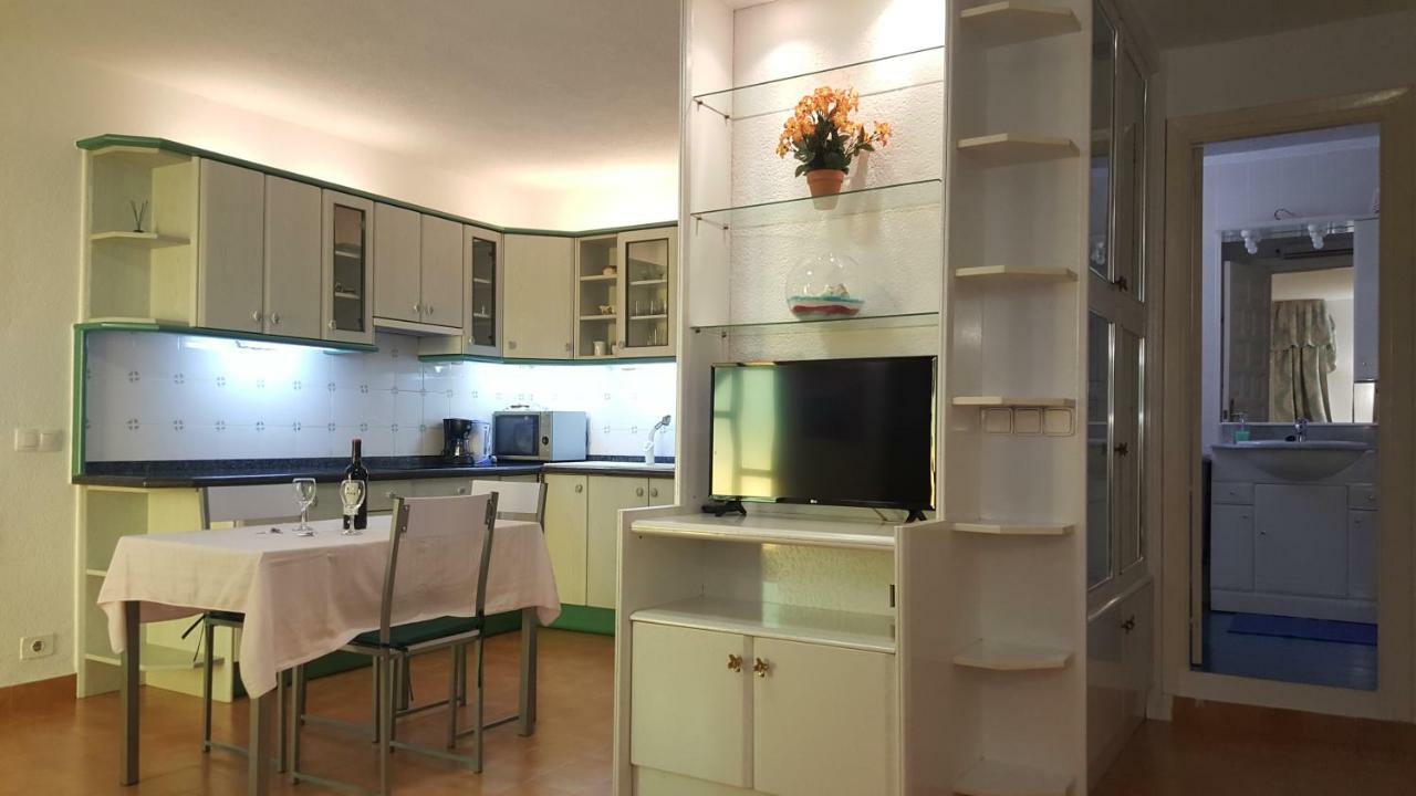 Apartamentos El Tosal 7E カルプ エクステリア 写真